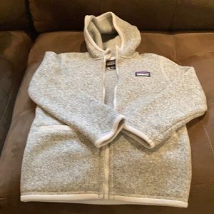 Patagonia fleece jacket in size 5